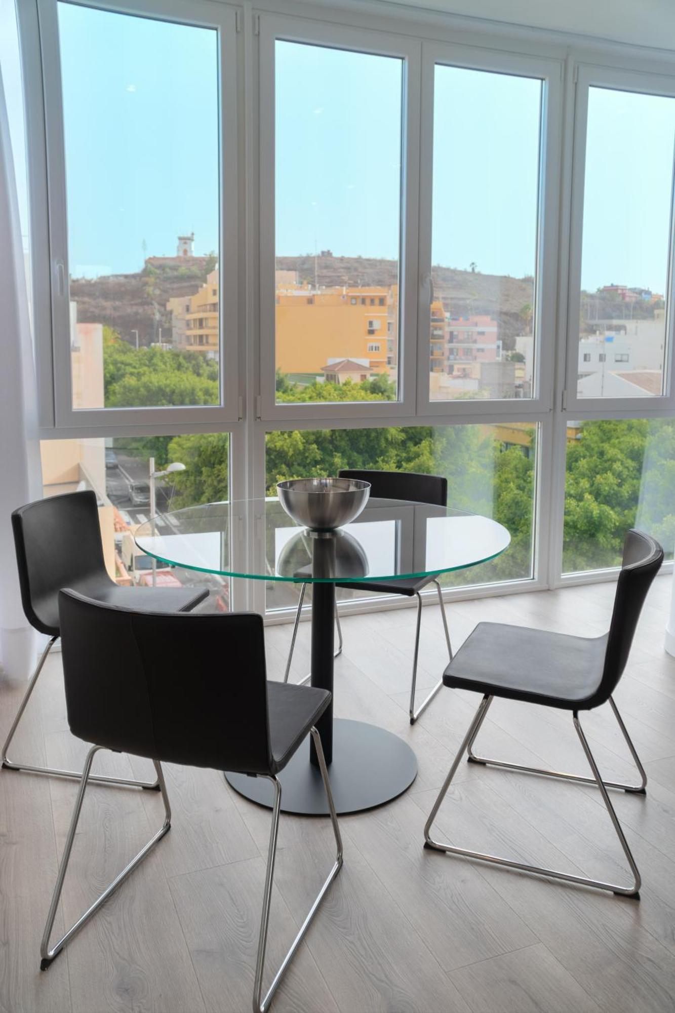 Lauser City Suites Los Llanos De Aridane Phòng bức ảnh